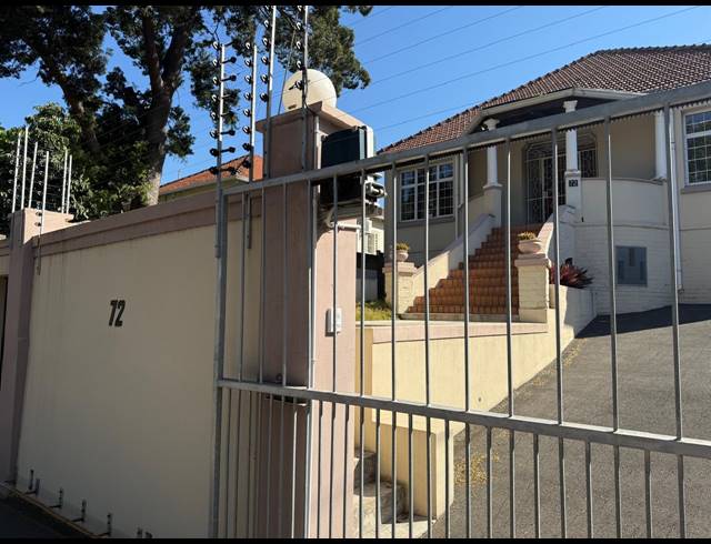 3 BEDROOM FREEHOLD FOR SALE IN GLENWOOD
